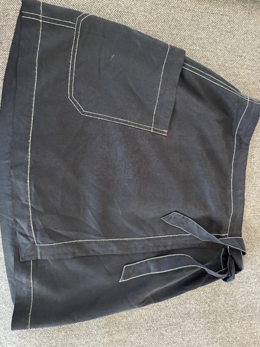 ANN TAYLOR BLACK SILK WRAP SKIRT WITH PATCH POCKET